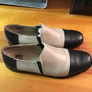 Fortress of Inca black and white / beige leather shoes women’s 10